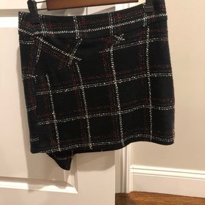 BCBG tweed skirt size 4